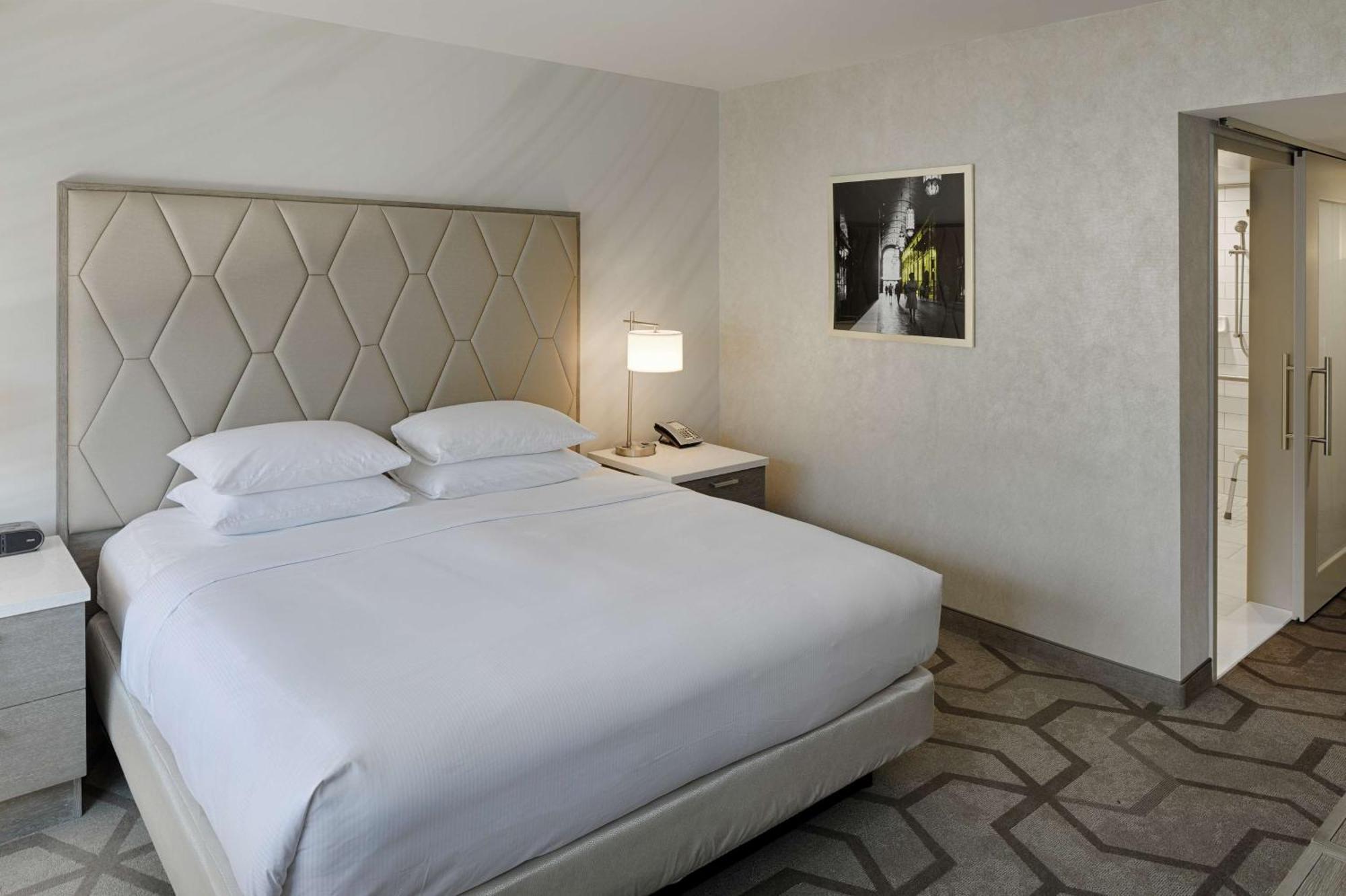 The Kingsley Bloomfield Hills - A Doubletree By Hilton Hotel Exterior foto