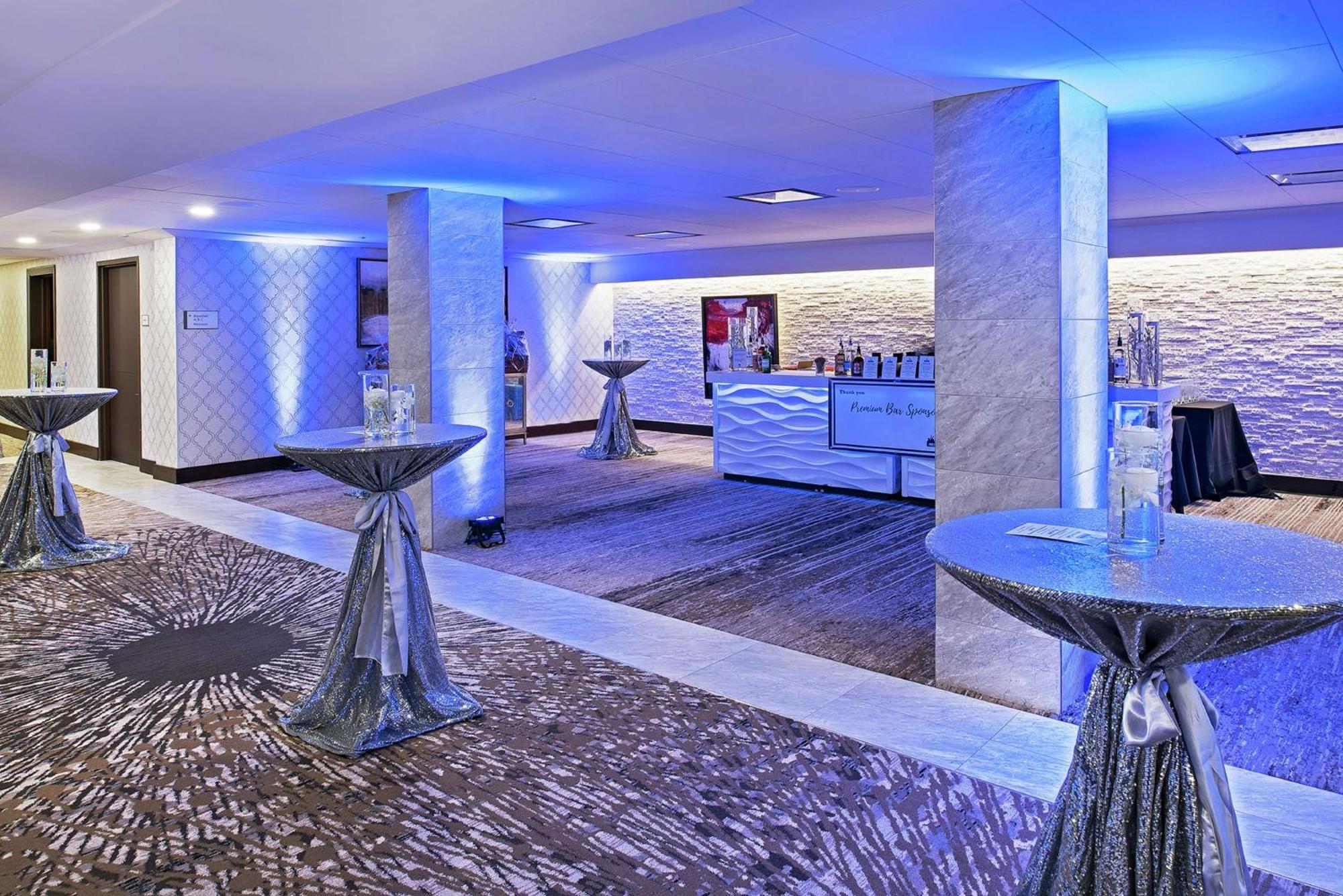 The Kingsley Bloomfield Hills - A Doubletree By Hilton Hotel Exterior foto